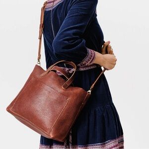 Portland Leather Nutmeg Medium Crossbody Tote